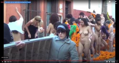 [0:02:00] El sendero de los redimidos de Spencer Tunick