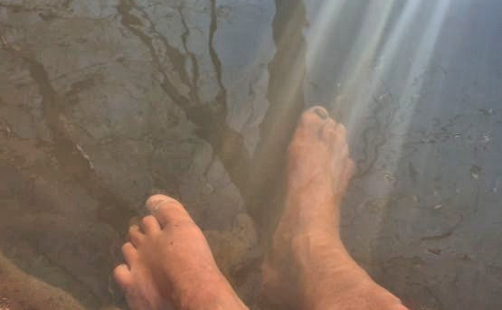 Fussbad im See