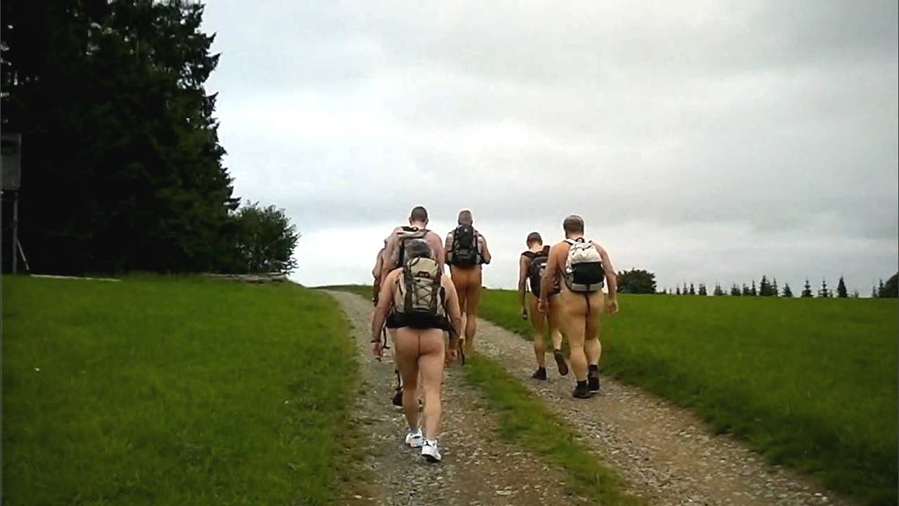 10° war es am Startpunkt nahe Lüdenscheid. Dann ging es 200 m bergan zum Warmwerden