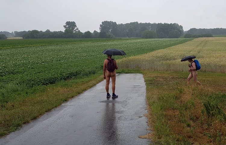 Ganz ohne Regenschauer ging es heute nicht ab