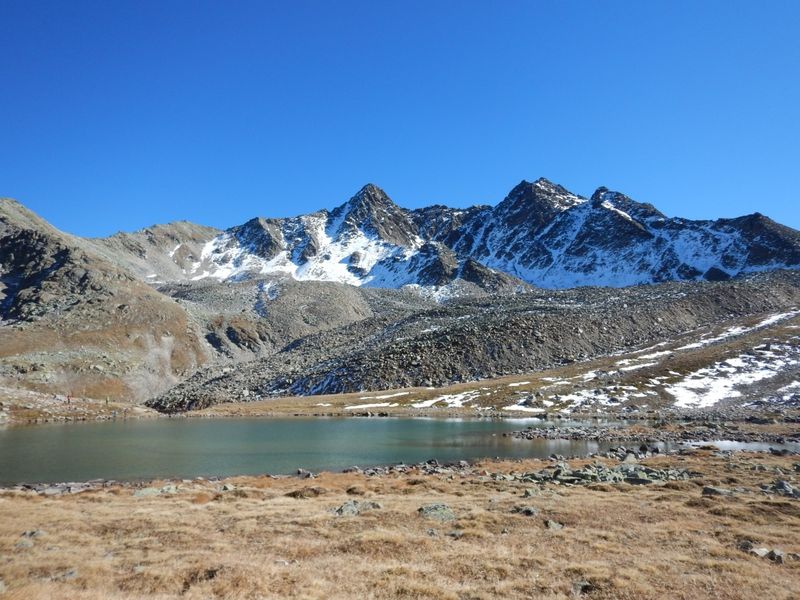 Lais d'Immez im Seenplateau Lais de Macun, 2600 m Lais d'Immez im Seenplateau Lais de Macun, 2600 m
