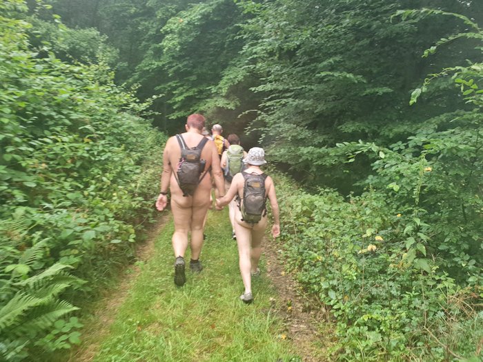 Jul 22 - Hohenwarte: Sanfter Grasweg am Ende des steinigen Aufstiegs