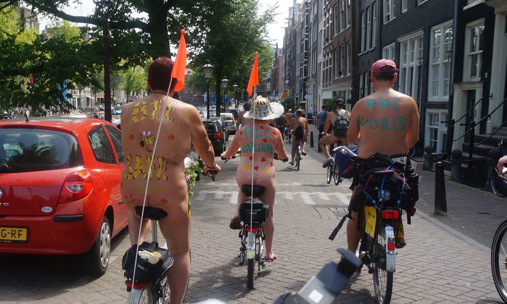 WNBR Amsterdam: Bee save - One world