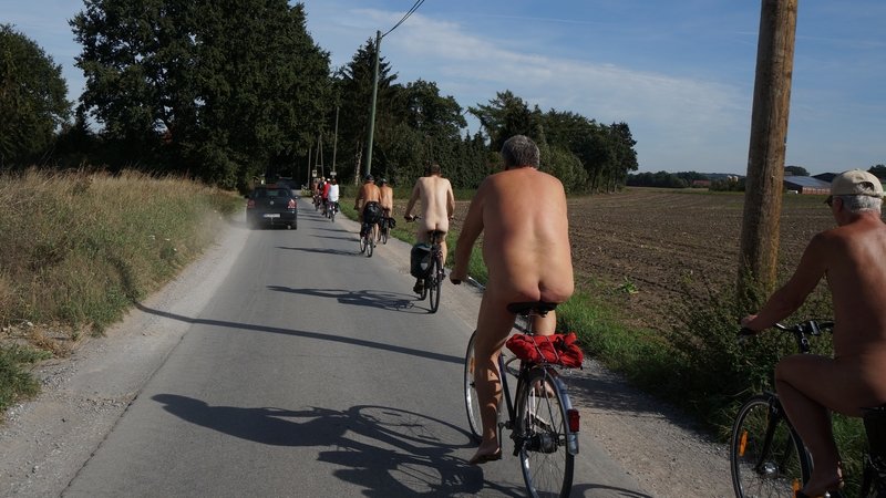 Brav rechts halten