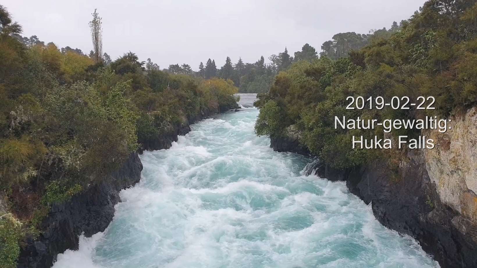 Natur-gewaltig: Wasser – Huka Falls (Video) Natur-gewaltig: Wasser – Huka Falls (Video)