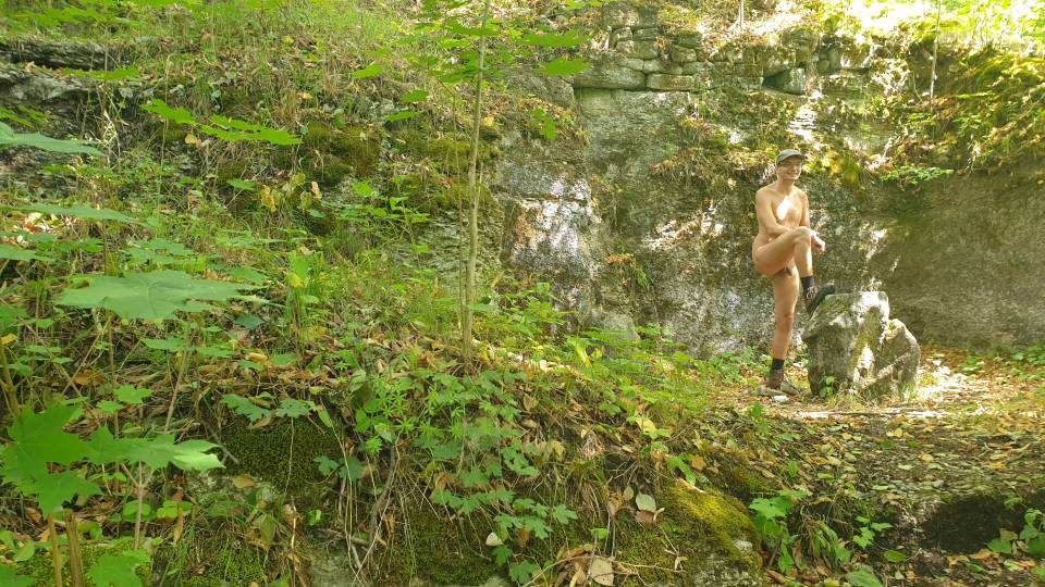 11/31 Vor der Ruine Habichtsburg