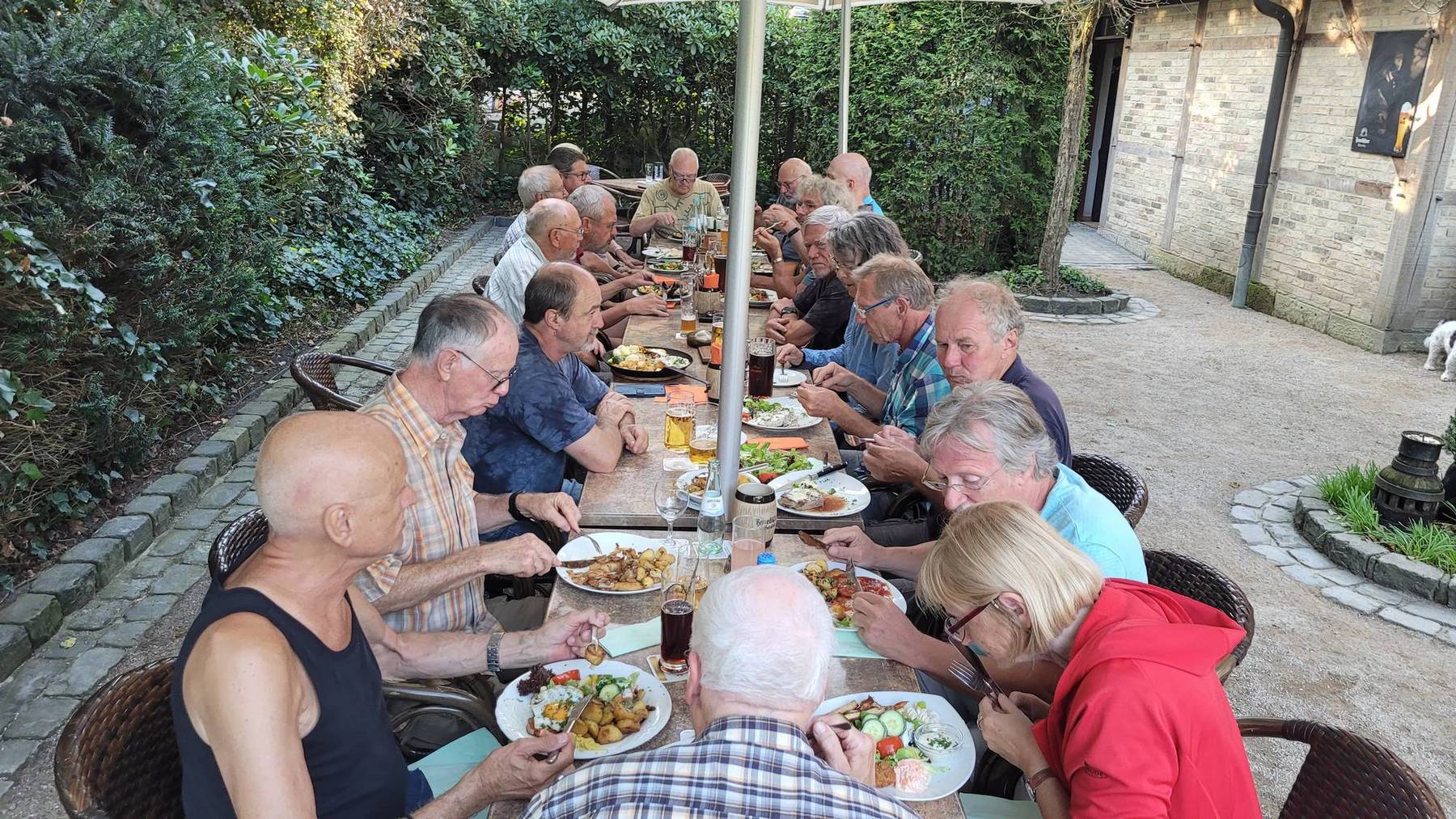 Gut versorgt in Lintels Kotten (Mo 5|6)