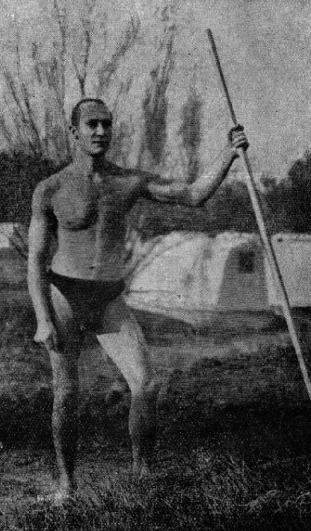 André Durville 1930. Public Domain André Durville 1930. Public Domain